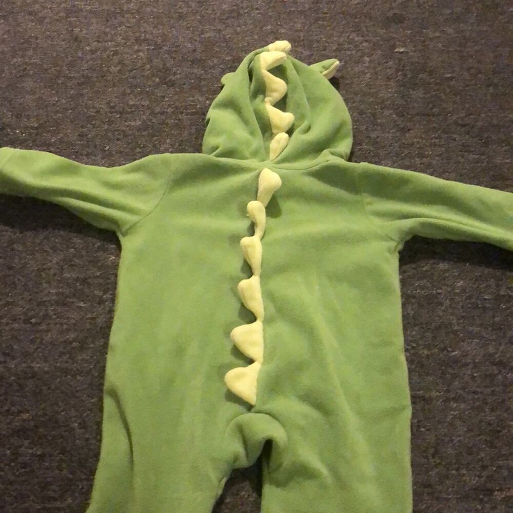 Carter’s Brand Size 6 Month Halloween Dinosaur/Little Monster One piece Costume - Picture 7 of 8